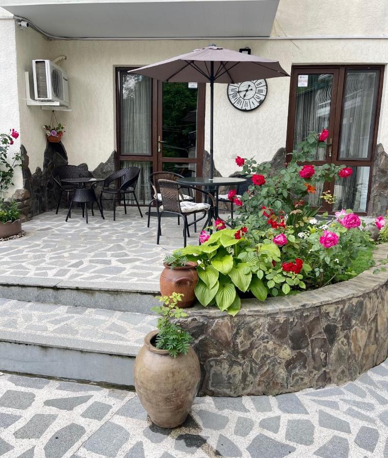 Borjomi Apartments Apart Hotel Extérieur photo