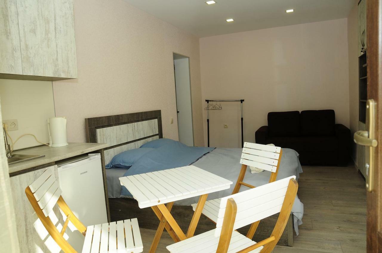 Borjomi Apartments Apart Hotel Extérieur photo