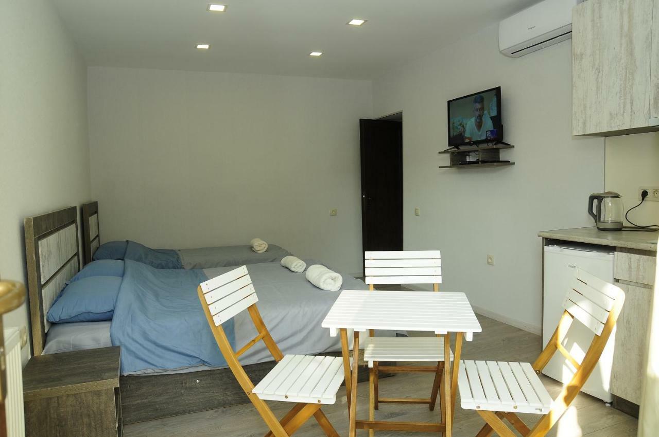 Borjomi Apartments Apart Hotel Extérieur photo