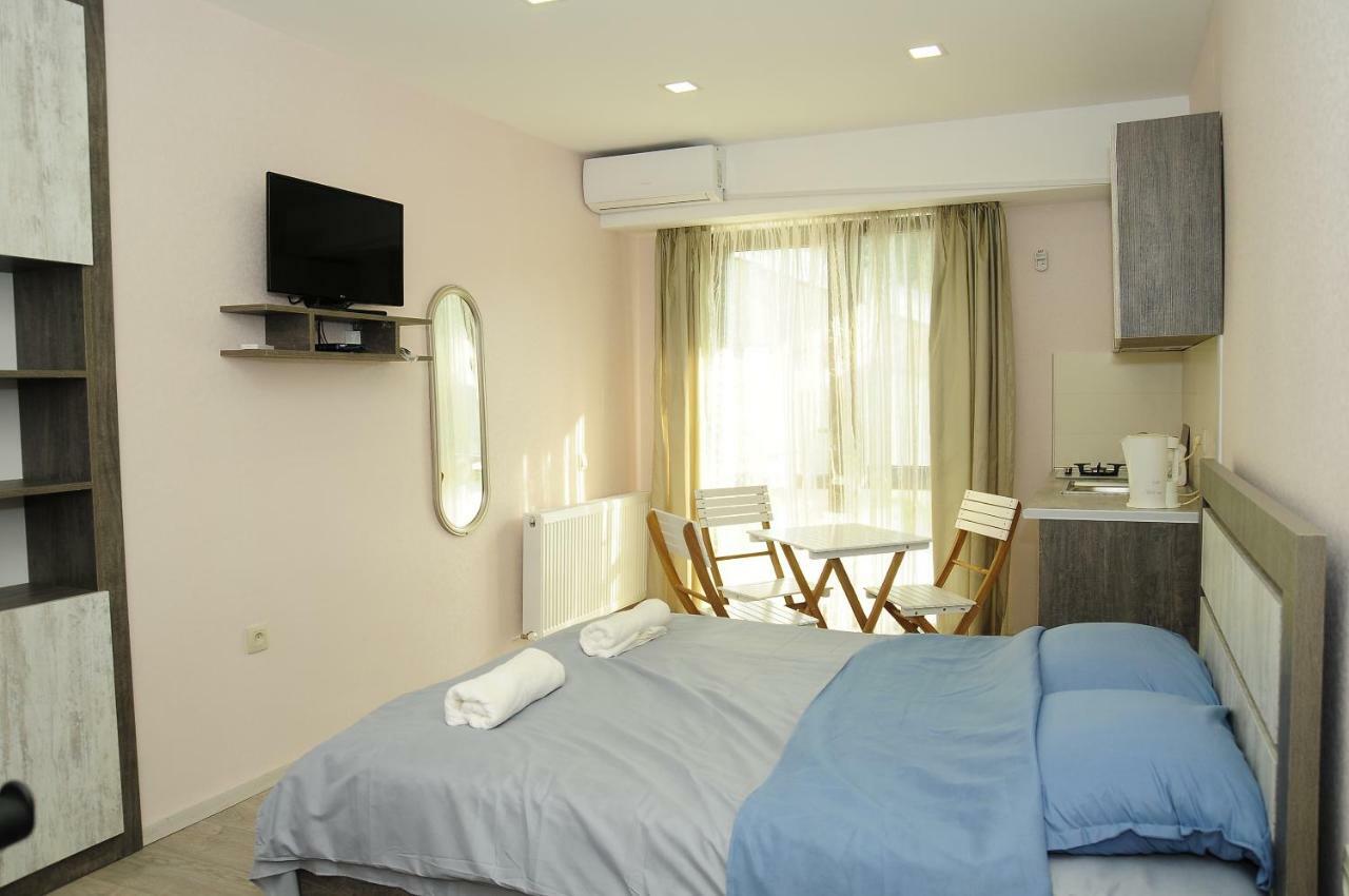 Borjomi Apartments Apart Hotel Extérieur photo